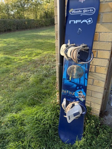 153cm snowboard with - 153cm,