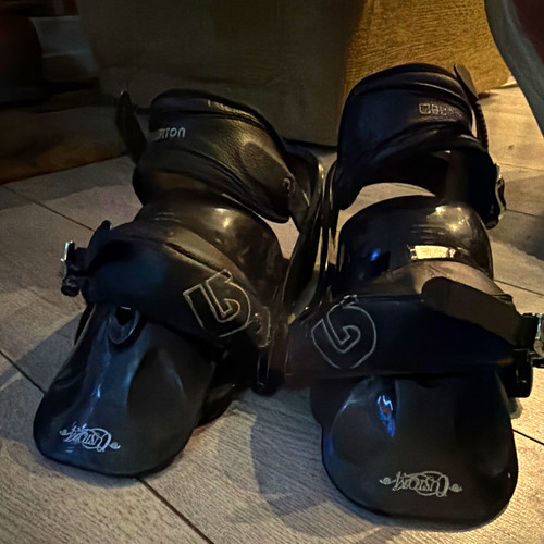 Burton snowboard bindings - burton,
